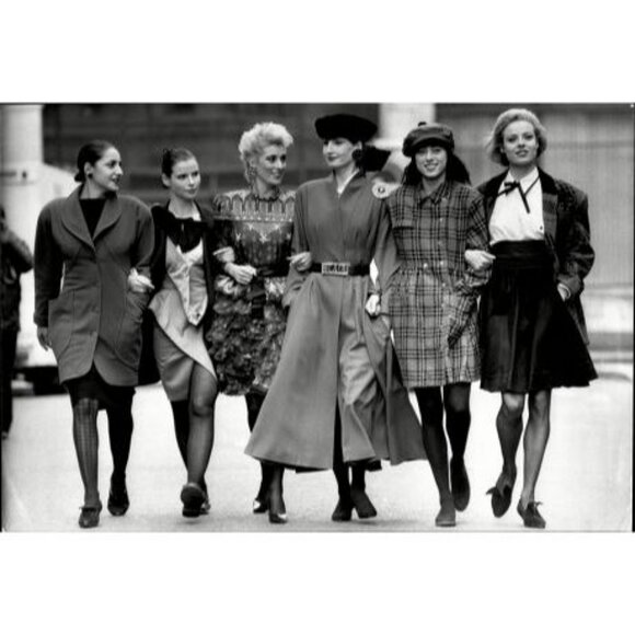 Stunning Vintage 100% Silk Sequin Beaded Midi Mini Designer Dress Wedding Guest - Picture 11 of 14